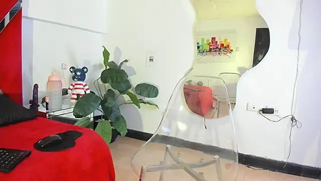 Milanxht online show from September 23, 9:46 pm