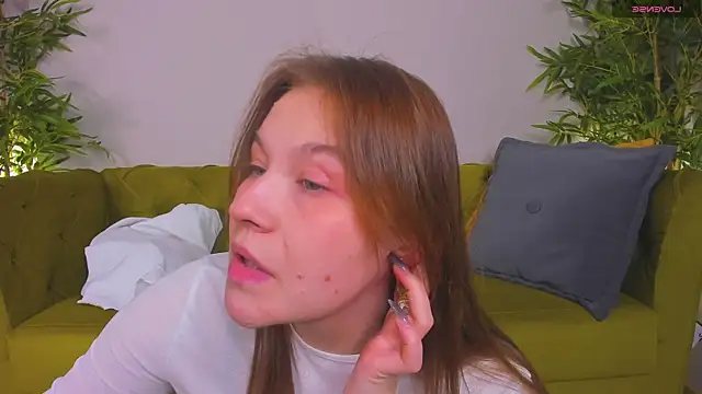 Colleen Blake online show from October 2, 4:45 pm