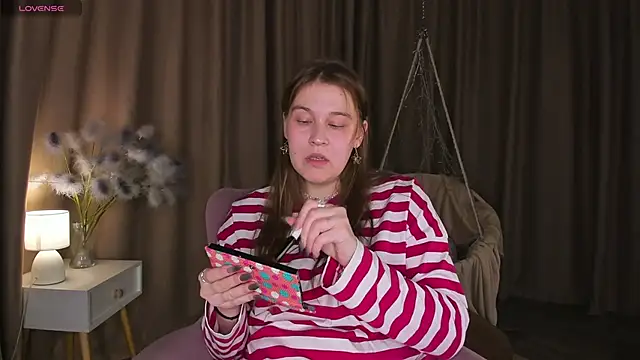 Colleen Blake online show from September 25, 3:55 pm