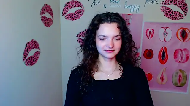  SusieSu  online show from March 26, 7:21 am