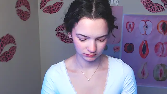  SusieSu  online show from February 5, 7:11 am