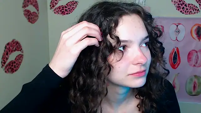  SusieSu  online show from December 14, 6:52 am