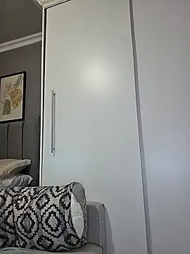 Snapshot of Zee_Online chatting on October 29, 8:11 pm Zee Online online show from October 29, 8:11 pm