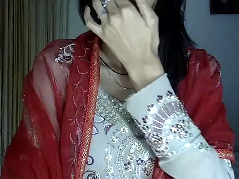 Snapshot of MAAYRA_09 chatting on October 2, 1:27 pm MAAYRA 09 online show from October 2, 1:27 pm