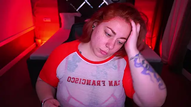 Snapshot of Kittywakee chatting on September 19, 8:08 pm Kittywakee online show from September 19, 8:08 pm