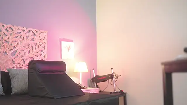 Snapshot of lupeebony chatting on September 10, 7:14 pm lupeebony online show from September 10, 7:14 pm