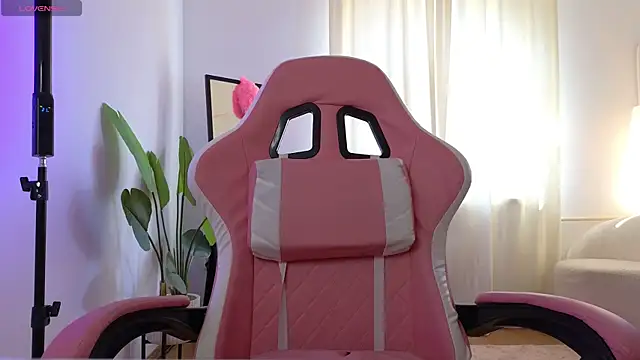 caseyrobbins online show from October 12, 7:44 am