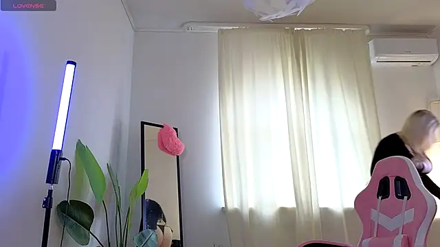 caseyrobbins online show from September 19, 6:23 am