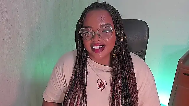 conielaurenth online show from July 15, 6:07 am