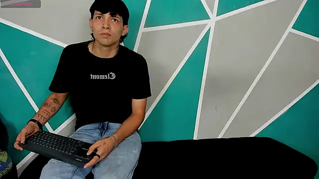 migueyalejo teens online show from September 29, 3:22 am