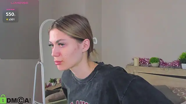 Cherry Price online show from March 3, 12:05 am