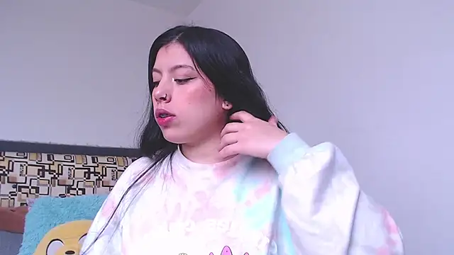 Snapshot of iam_emy chatting on October 29, 8:44 pm iam emy online show from October 29, 8:44 pm