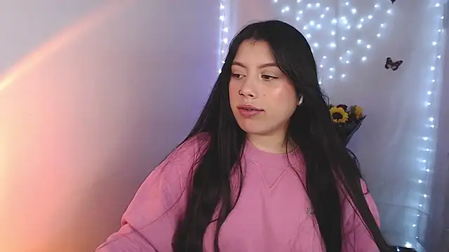 Snapshot of iam_emy chatting on September 28, 10:09 am iam emy online show from September 28, 10:09 am