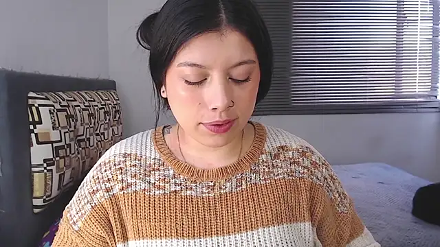 Snapshot of iam_emy chatting on October 7, 10:14 pm iam emy online show from October 7, 10:14 pm