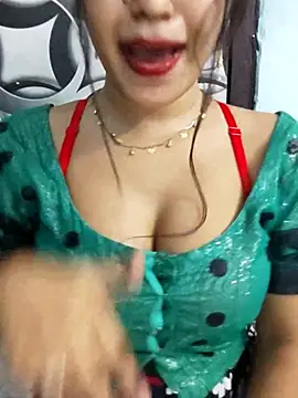 Snapshot of Sania-Love chatting on September 28, 11:10 pm Sania-Love online show from September 28, 11:10 pm