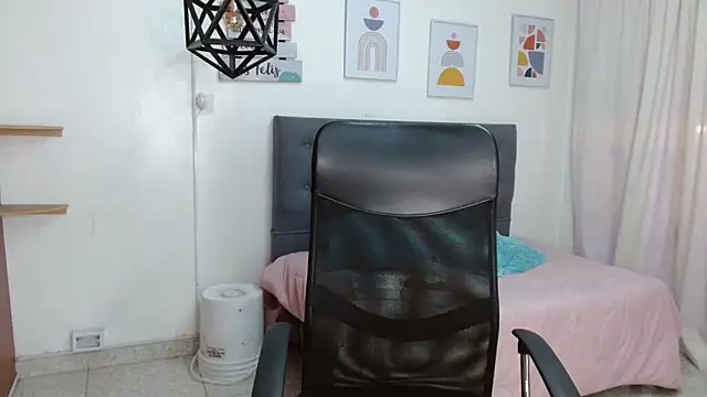 Tania Goddess  online show from September 14, 2:37 pm