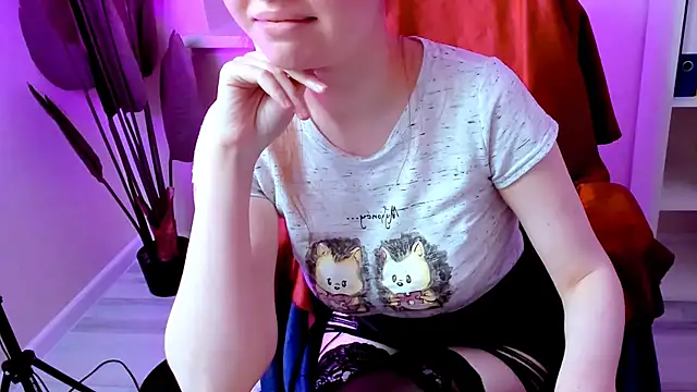 CarolGiggly online show from October 7, 12:26 am