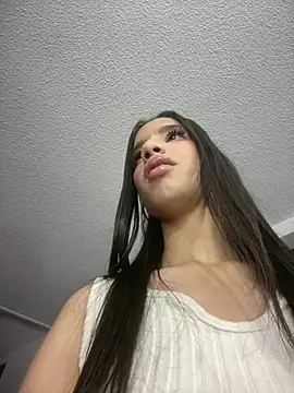 Praga Pink online show from February 6, 4:05 am