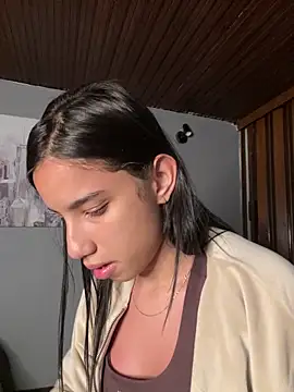 Praga Pink online show from March 18, 3:33 am