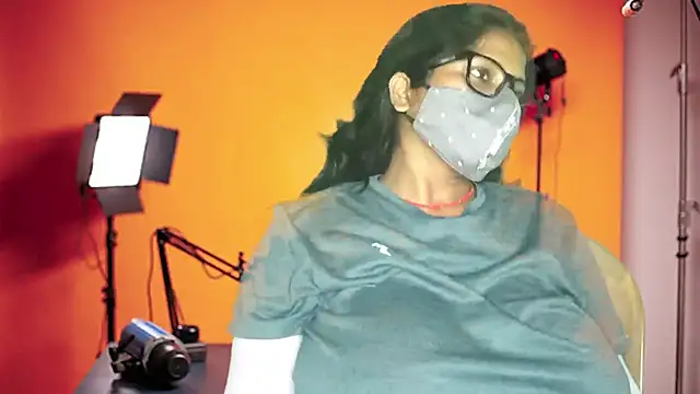 Snapshot of mamoni91 chatting on October 8, 3:55 am mamoni91 online show from October 8, 3:55 am