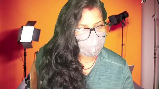 Snapshot of mamoni91 chatting on September 24, 2:54 am mamoni91 online show from September 24, 2:54 am