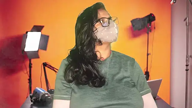 Snapshot of mamoni91 chatting on October 24, 3:13 am mamoni91 online show from October 24, 3:13 am