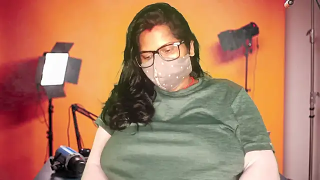 Snapshot of mamoni91 chatting on October 25, 3:25 am mamoni91 online show from October 25, 3:25 am