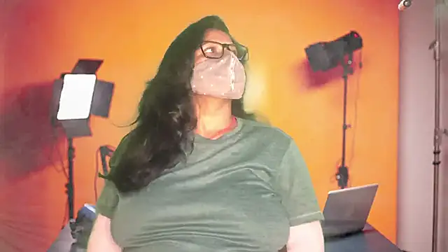 Snapshot of mamoni91 chatting on October 16, 3:20 am mamoni91 online show from October 16, 3:20 am