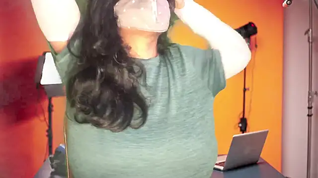 Snapshot of mamoni91 chatting on October 9, 4:05 am mamoni91 online show from October 9, 4:05 am