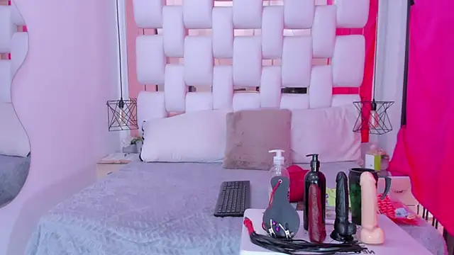 danna flame online show from October 3, 2:44 pm