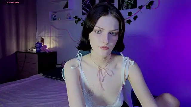 Snapshot of Sweet_Paradox chatting on September 18, 11:36 pm Sweet Paradox online show from September 18, 11:36 pm