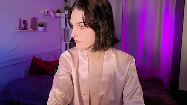 Snapshot of Sweet_Paradox chatting on September 29, 5:01 am Sweet Paradox online show from September 29, 5:01 am