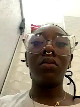 zahhysims online show from September 26, 6:38 pm