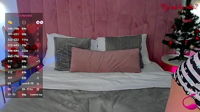 Mayzzie online show from January 14, 8:25 pm