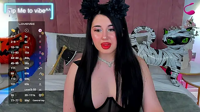 Snapshot of Mayzzie chatting on October 29, 8:44 pm Mayzzie online show from October 29, 8:44 pm