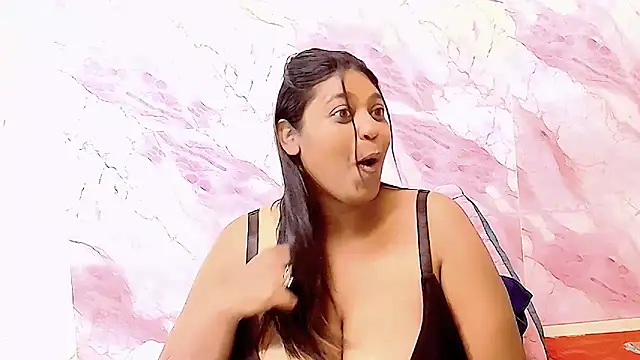 Snapshot of IndianYummy chatting on September 18, 5:44 pm IndianYummy online show from September 18, 5:44 pm