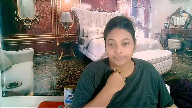 Snapshot of IndianYummy chatting on October 11, 5:12 am IndianYummy online show from October 11, 5:12 am