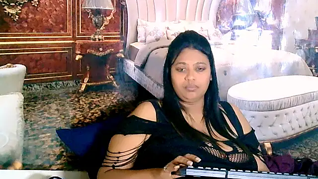 Snapshot of IndianYummy chatting on October 3, 7:19 pm IndianYummy online show from October 3, 7:19 pm