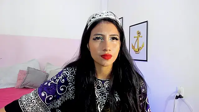 naomiii   online show from September 24, 12:15 pm