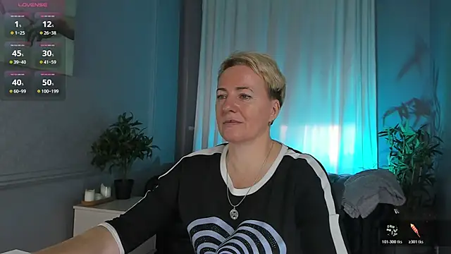 Nika Smit online show from October 17, 9:34 am