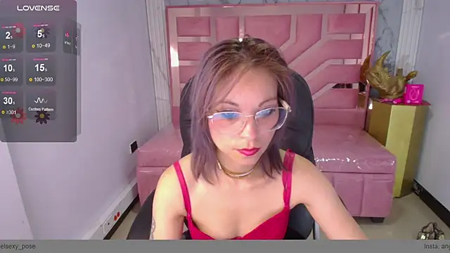 abril ch  online show from April 10, 12:33 pm