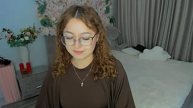 SereneFlame online show from September 20, 4:27 pm