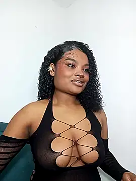 Snapshot of gianna_smith chatting on October 11, 4:28 am gianna smith online show from October 11, 4:28 am