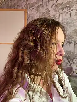 Snapshot of the_perfectgirl chatting on October 31, 7:40 pm the perfectgirl online show from October 31, 7:40 pm