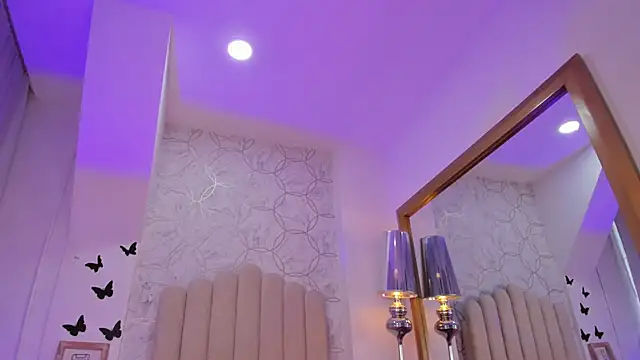 Foxy200   online show from March 10, 8:13 pm