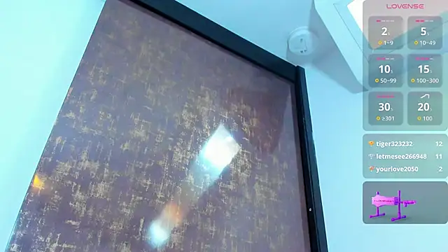 Snapshot of klhoe_boobs chatting on October 29, 4:06 am klhoe boobs online show from October 29, 4:06 am