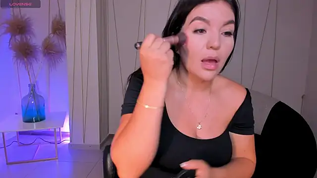 ValeriaRoldanX online show from May 28, 11:41 am