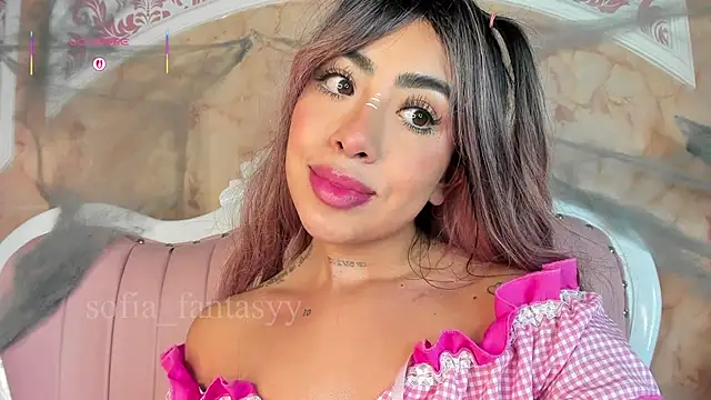 Snapshot of Sofia_fantasyy chatting on October 15, 2:08 pm Sofia fantasyy online show from October 15, 2:08 pm