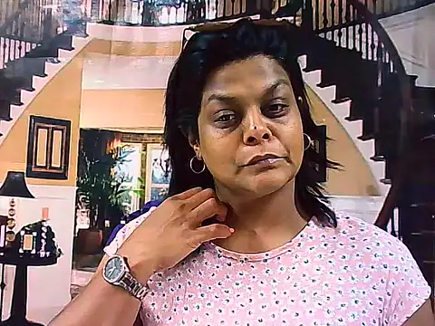 indianCherryPie online show from October 22, 5:45 am