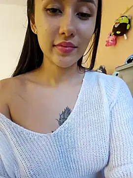 Snapshot of Selena_blake chatting on October 14, 10:23 pm Selena blake online show from October 14, 10:23 pm